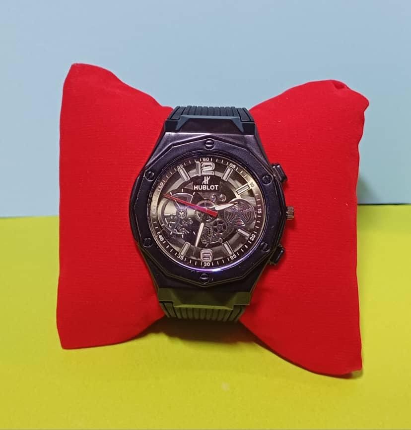 فروش ویژه ساعت‌های لاکچری G-SHOCK و HUBLOT وارداتی|ساعت|تهران, الهیه|دیوار