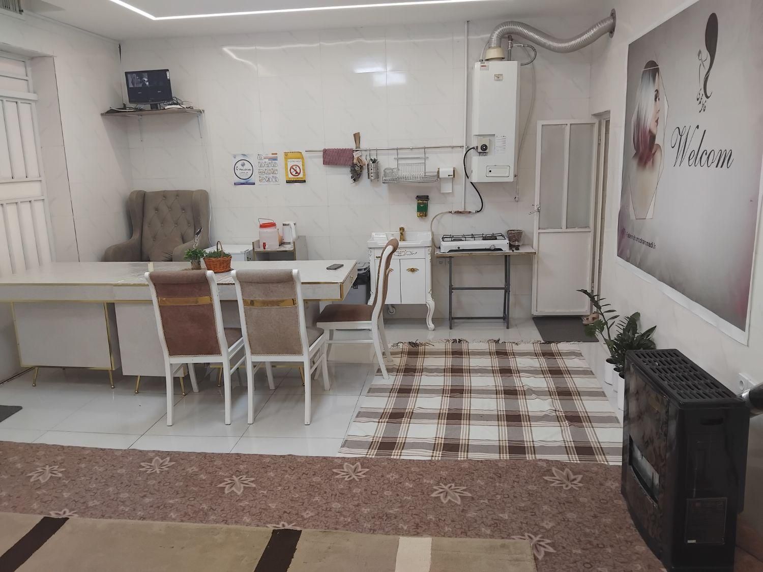 اجاره سویت متن کامل بخون بعد زنگ بزن|اجارهٔ کوتاه‌مدت آپارتمان و سوئیت|شیراز, محراب|دیوار