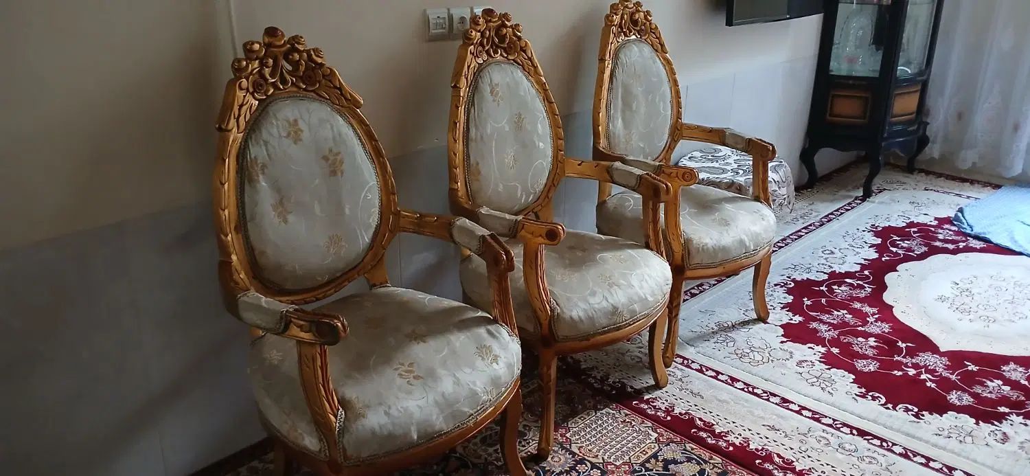 مبل نه نفره|مبلمان خانگی و میز عسلی|اصفهان, کشاورزی|دیوار