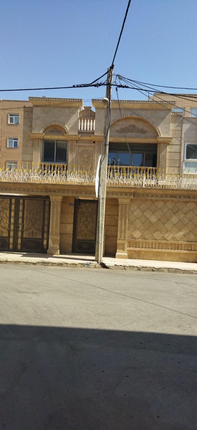 فروش خانه ویلایی ۳۲۰ متری ۵ خوابه در شهرک میلاد|فروش خانه و ویلا|شاهین‌شهر, شهرک میلاد|دیوار