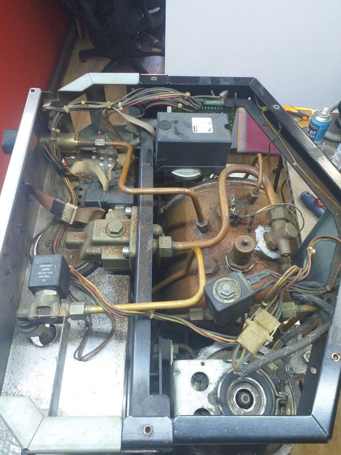 تعمیرات تخصصی اسپرسوساز خانگی صنعتی|کافی‌شاپ و رستوران|تبریز, |دیوار