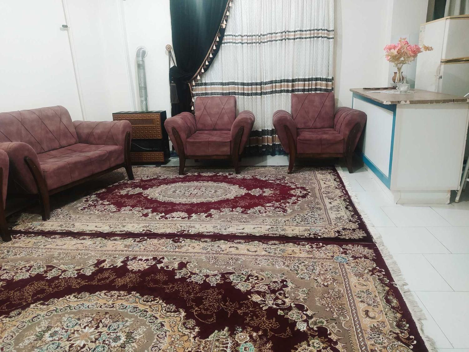 آپارتمان مبله دوخوابه بهترین لوکیشن رشت|اجارهٔ کوتاه‌مدت آپارتمان و سوئیت|رشت, صفاری|دیوار