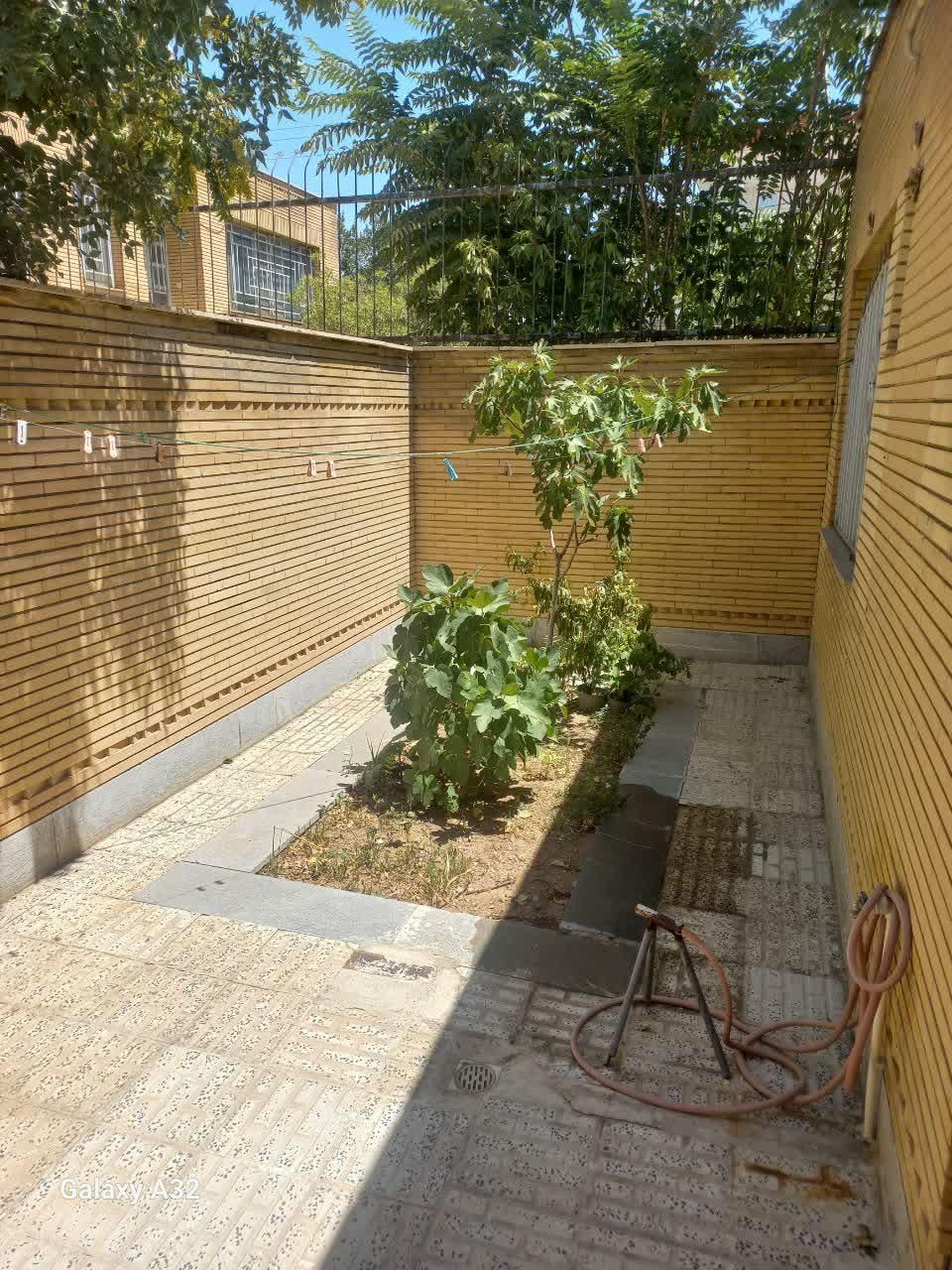 خانه ویلایی|فروش خانه و ویلا|مهاجران, |دیوار