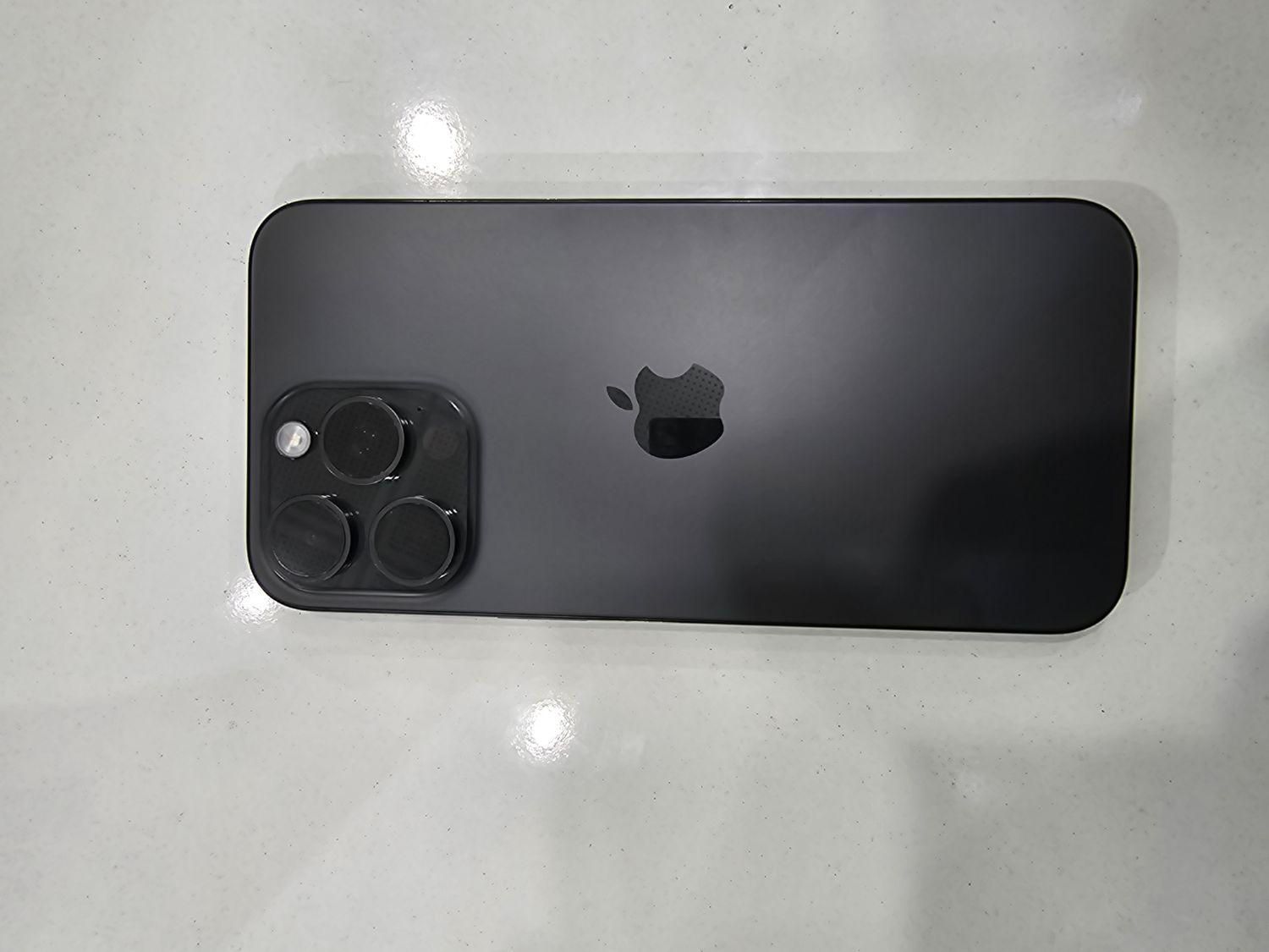 اپل iPhone 15 Pro Max با حافظهٔ ۲۵۶ گیگابایت|موبایل|بروجن, |دیوار