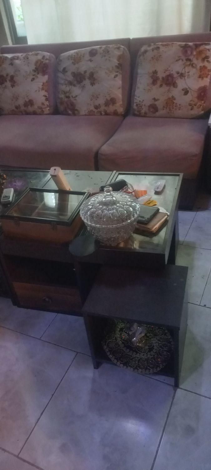 خانه آشپزخانه|مبلمان خانگی و میز عسلی|رشت, منظریه|دیوار