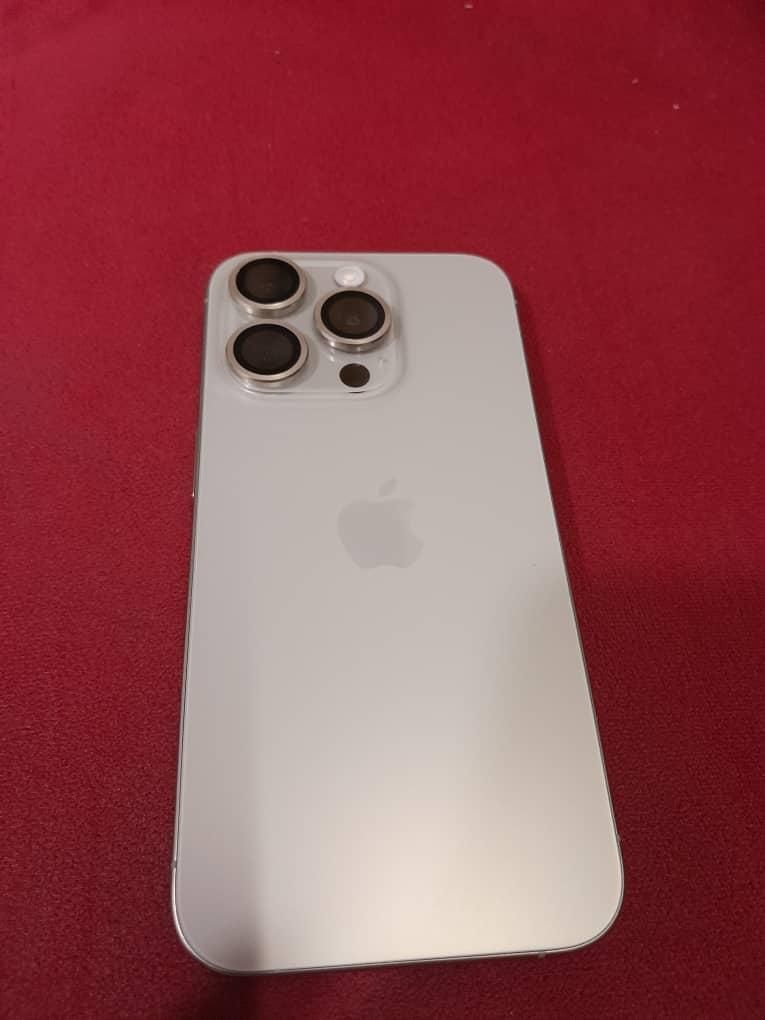 اپل iPhone 15 Pro با حافظهٔ ۱۲۸ گیگابایت|موبایل|تهران, گمرک|دیوار
