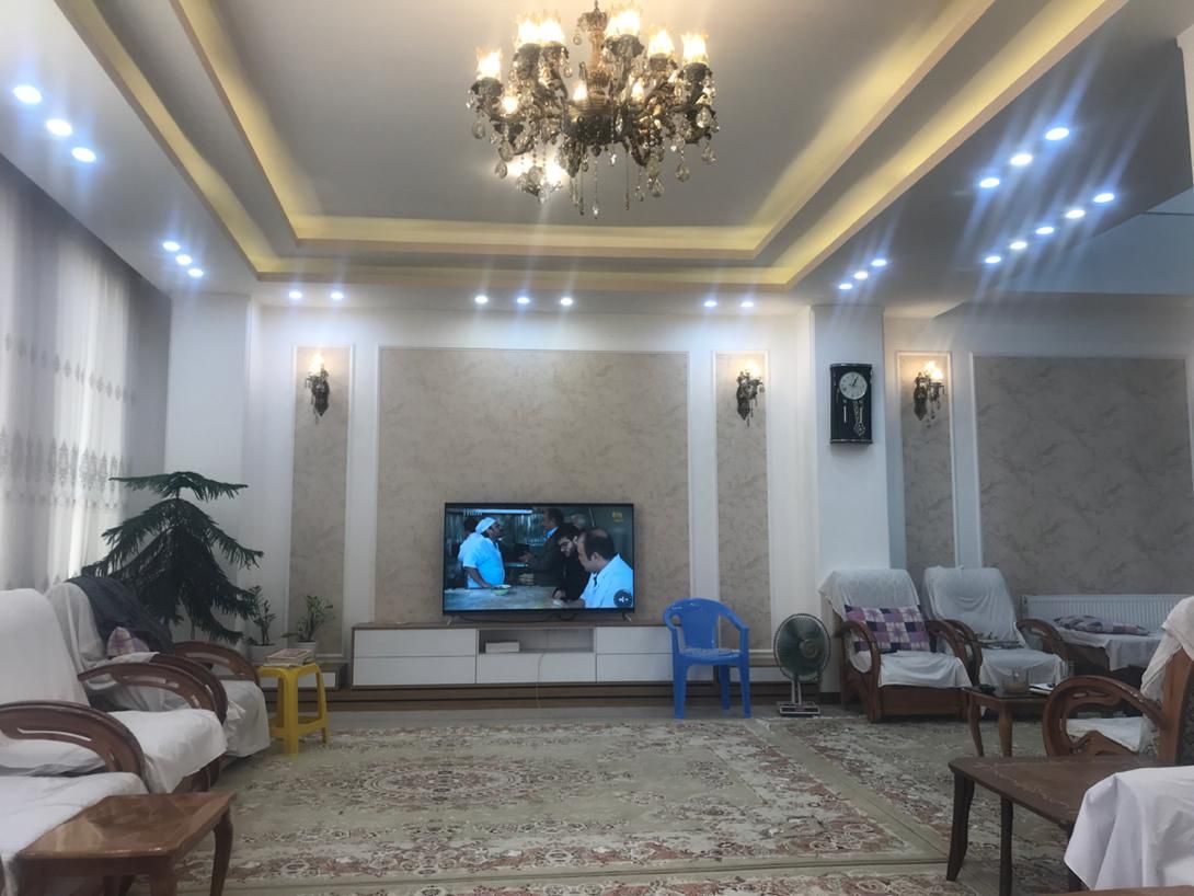 فروش خانه ویلایی /۱۶۰متری/ خیابان کاشانی|فروش خانه و ویلا|یزد, |دیوار