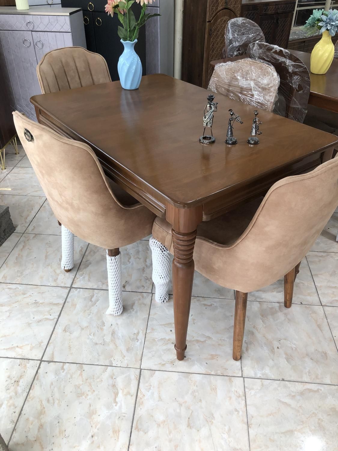 میزناهارخوری|میز و صندلی غذاخوری|آمل, |دیوار