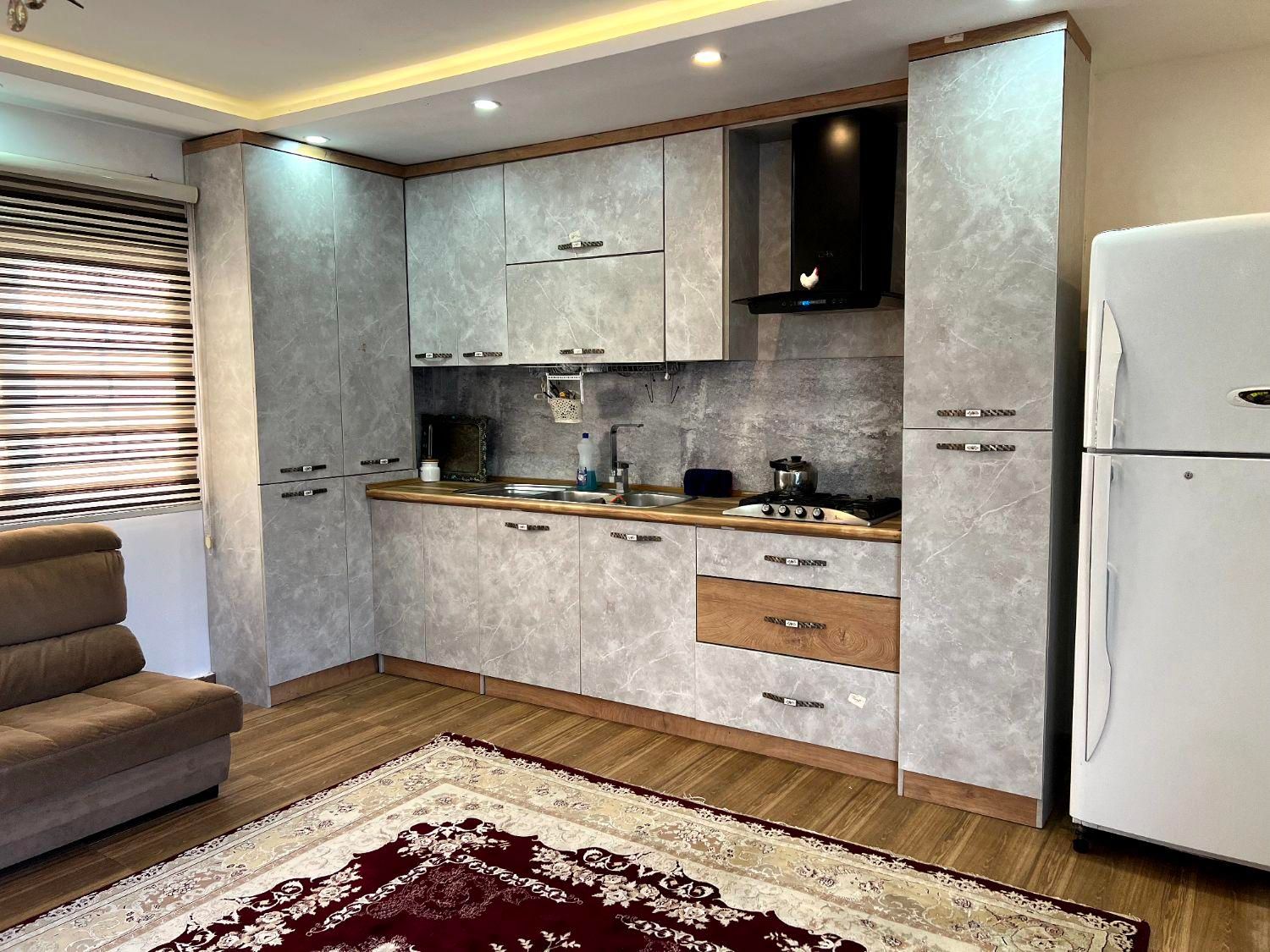 سوئیت فوق تمیز در رشت|اجارهٔ کوتاه‌مدت آپارتمان و سوئیت|رشت, کوی امام رضا|دیوار