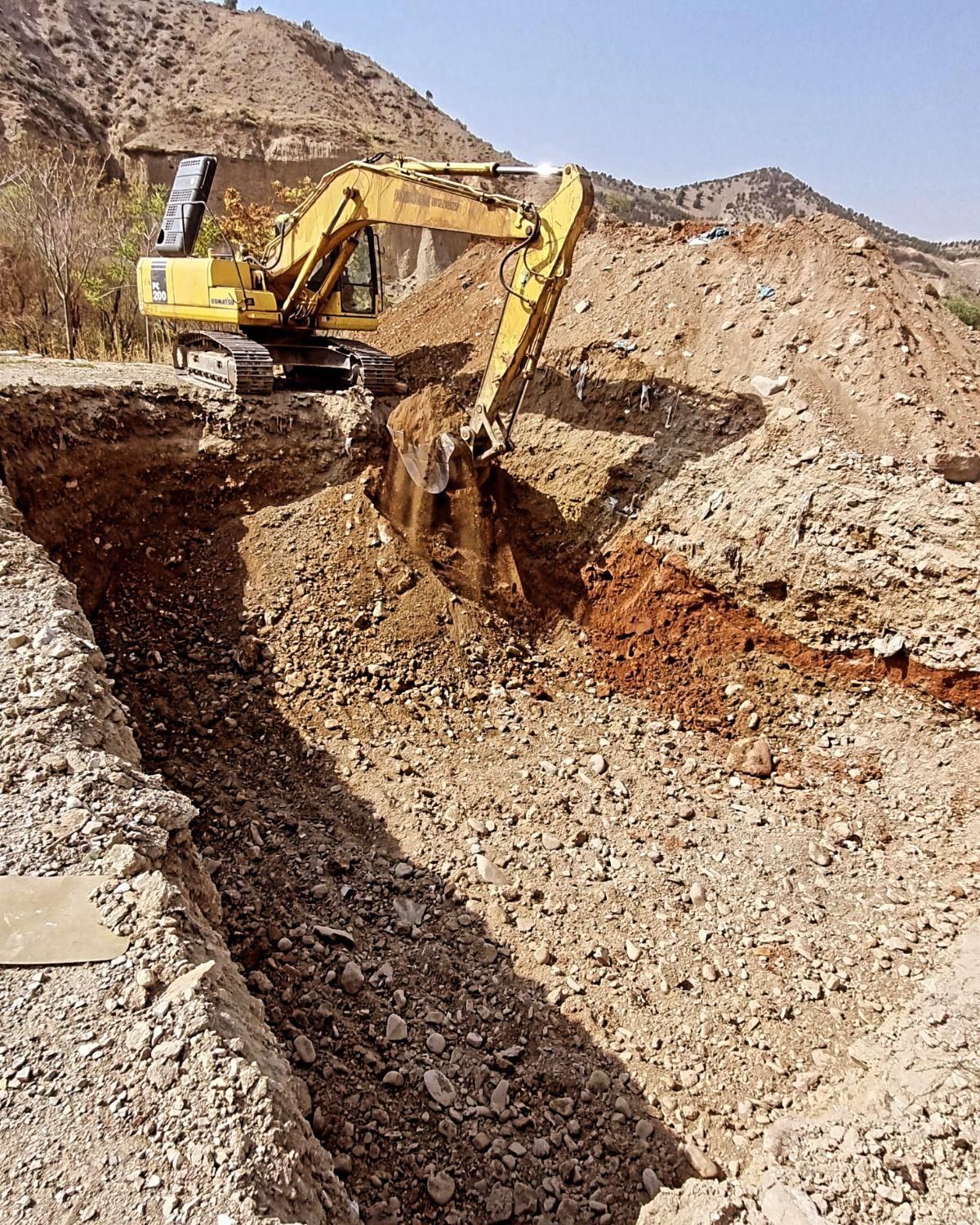 خاکبرداری واجاره بابکت و مینی بیل وبیل بزرگ|خدمات حمل و نقل|پردیس, فاز ۸|دیوار