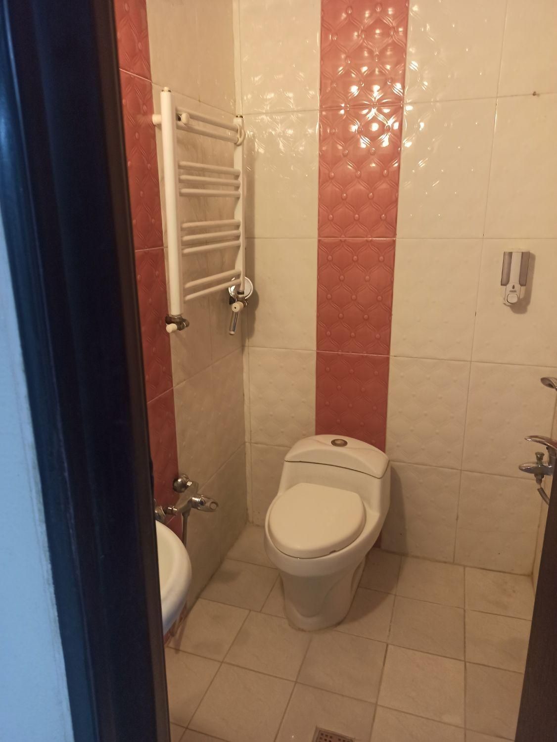 آپارتمان ۹۸ متری ۳ خوابه در سعدی جنوبی|فروش آپارتمان|شاهین‌شهر, سعدی جنوبی|دیوار