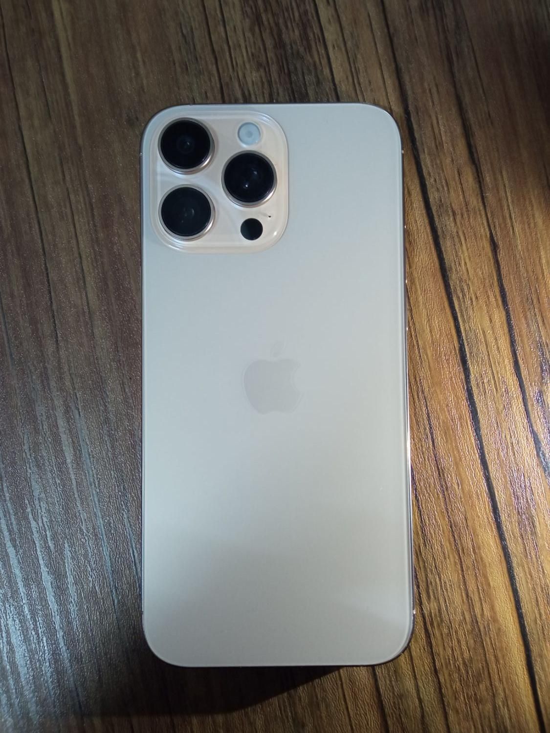 اپل iPhone 16 Pro Max با حافظهٔ ۱ ترابایت|موبایل|مشهد, تبادکان|دیوار