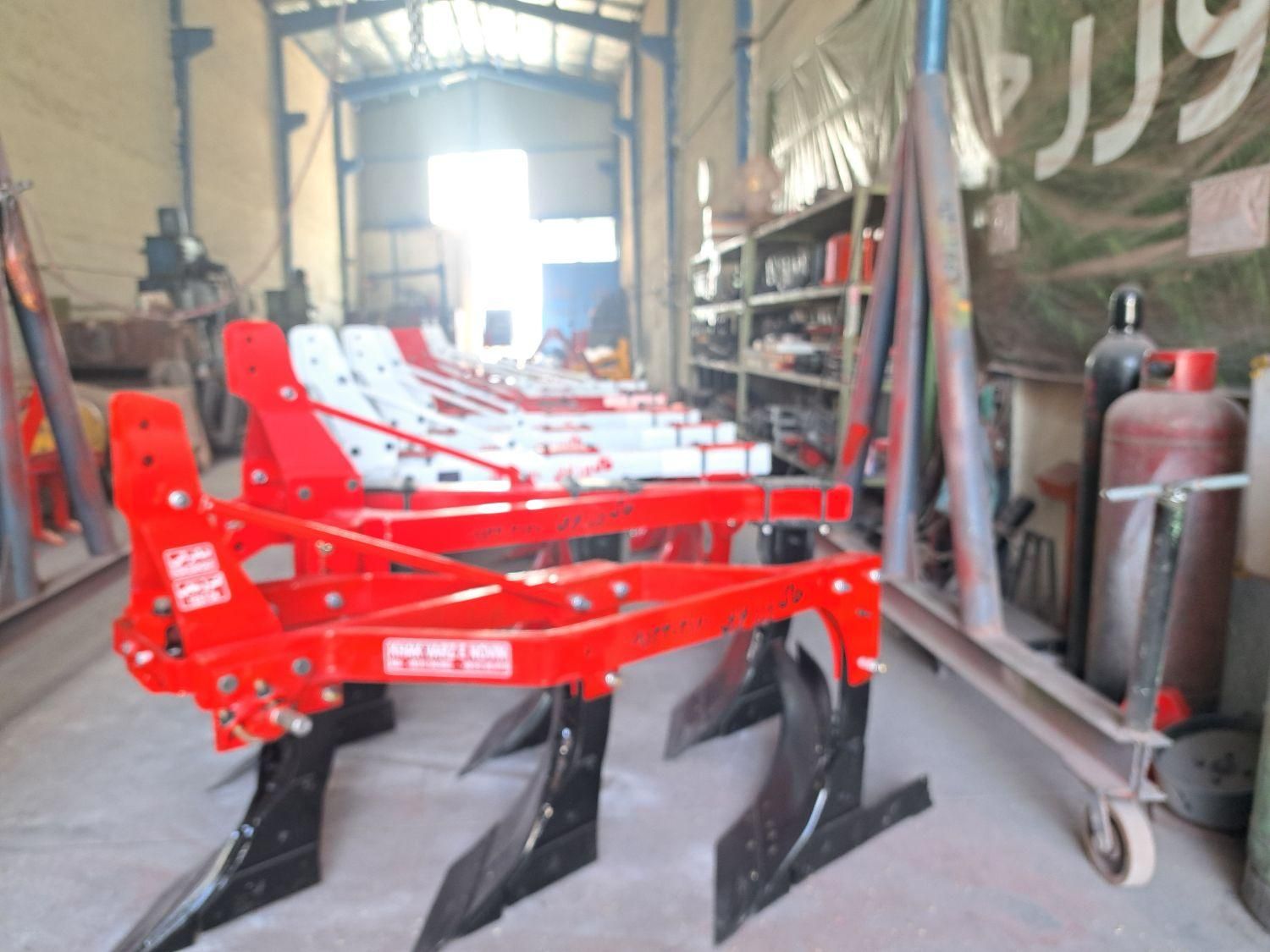 خاک ورز نوین تولید و‌تعمیر ادوات کشاورزی|ماشین‌آلات صنعتی|اصفهان, دهنو|دیوار