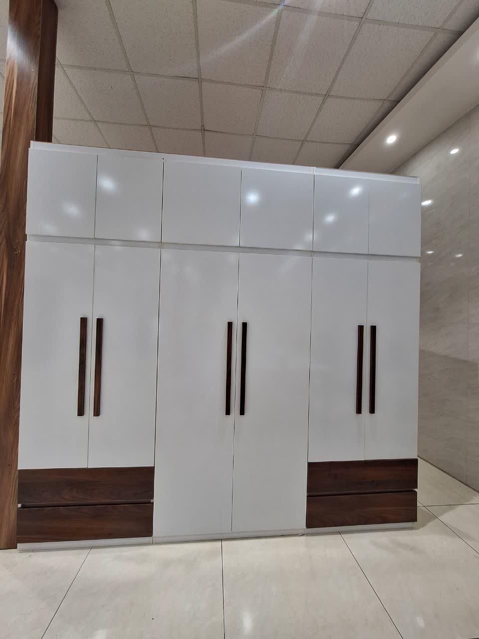 کمددیواری دستگیره چوبی/کمد دیواری عرض ۲۶۰|جاکفشی، کمد، دراور|پرند, فاز ۱|دیوار