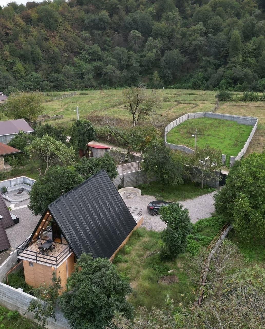 کلبه سویسی دو‌خواب با ویوی بسیار خوش منظره|اجارهٔ کوتاه‌مدت ویلا و باغ|رشت, یخسازی|دیوار