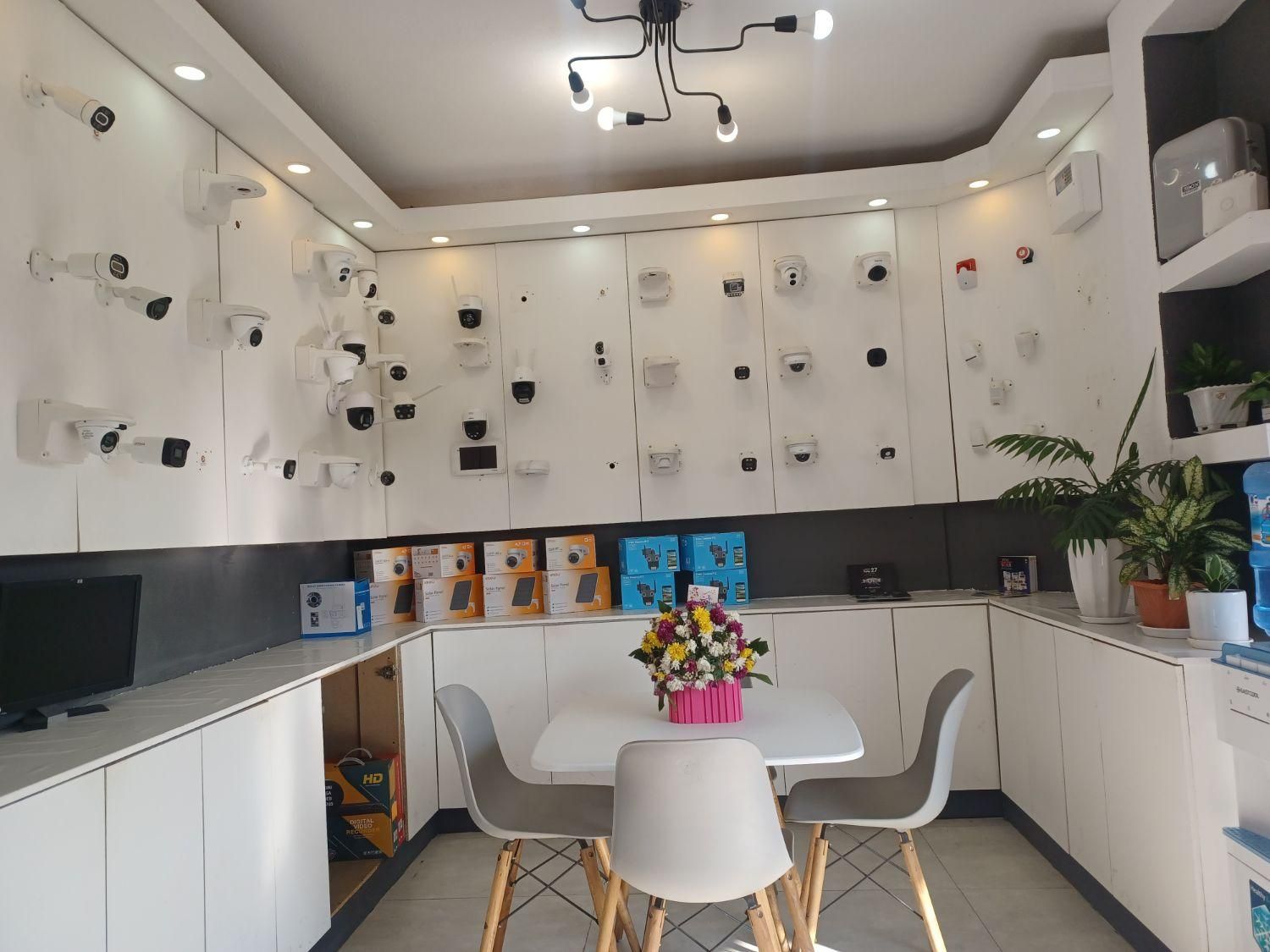 دوربین مداربسته آی پی (تحت شبکه) با ضبط 25 فریم|دوربین مداربسته|رشت, پارک شهر|دیوار