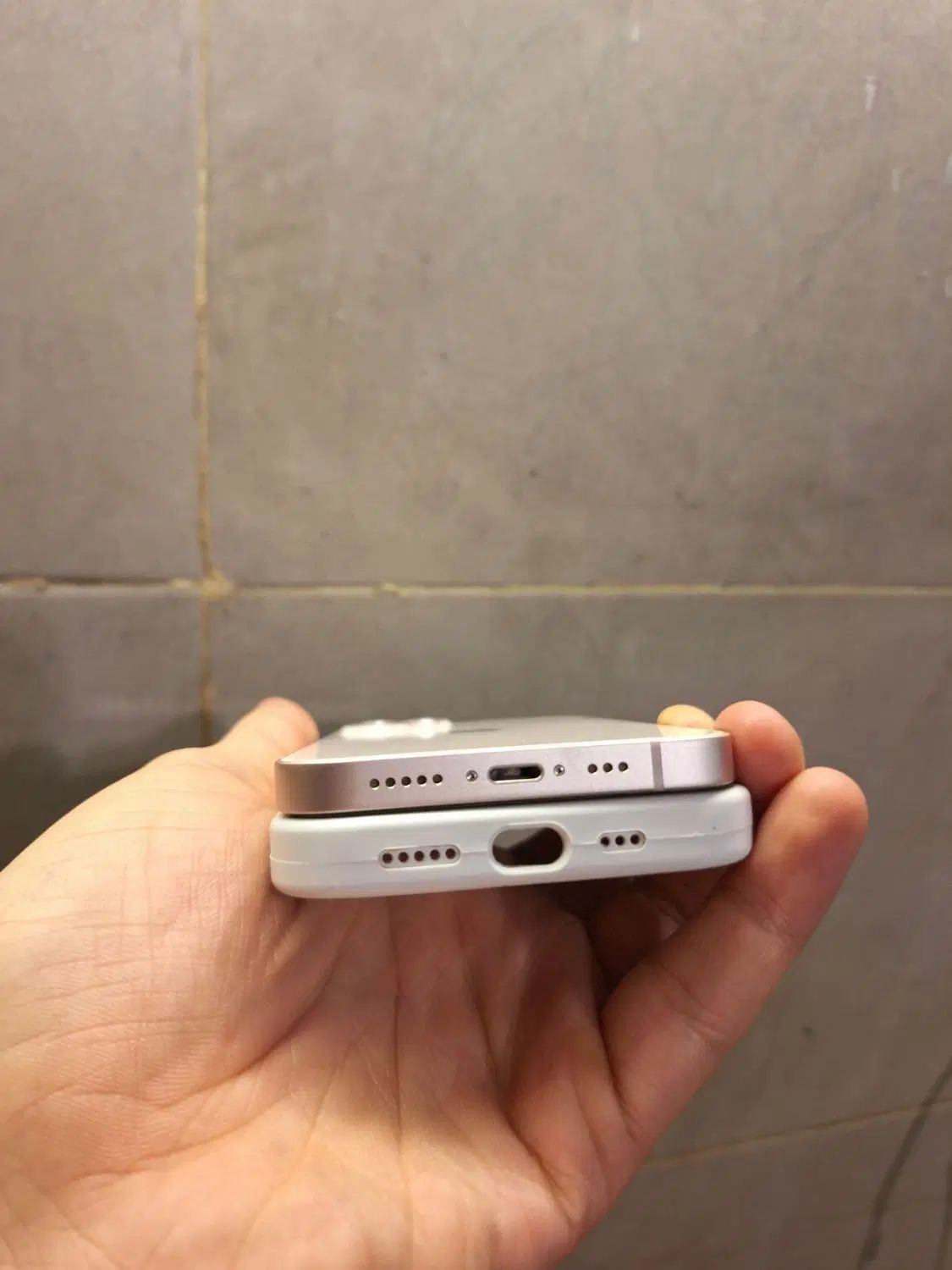 iPhone 13 Normal|موبایل|مشهد, هنرستان|دیوار