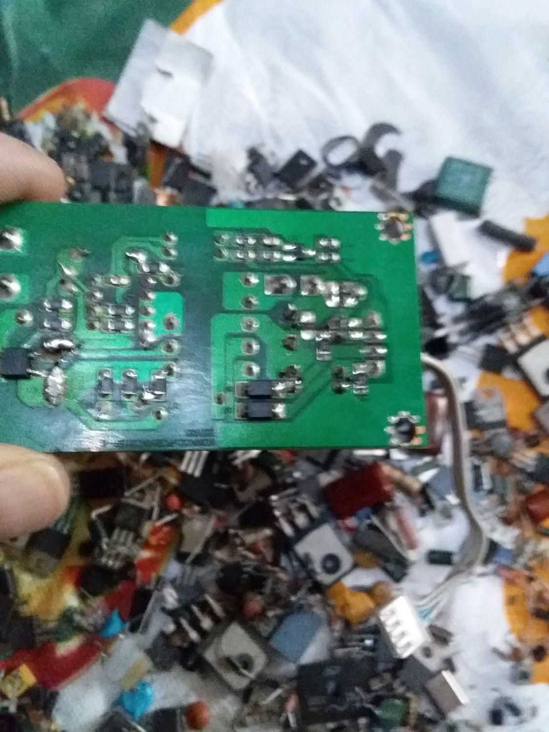 نصاب آنتن،نصب تعمیرانواع آنتن توسط مهندس الکترونیک|خدمات پیشه و مهارت|اسلام‌شهر, باغ فیض|دیوار