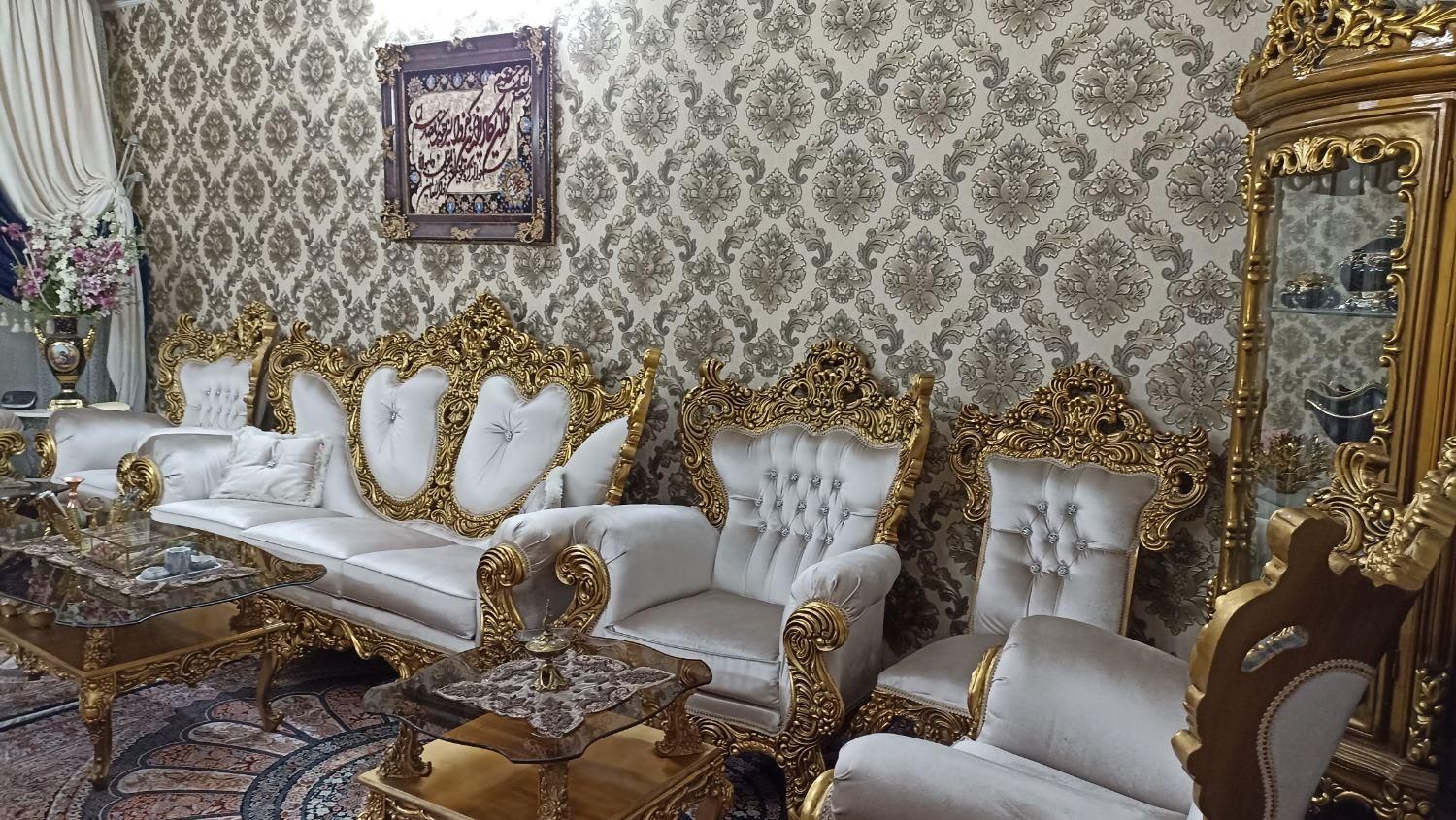 مبلمان سلطنتی۹نفره باغذاخوری و ویترین وسرویس خواب|مبلمان خانگی و میز عسلی|اسلام‌شهر, صادقیه|دیوار
