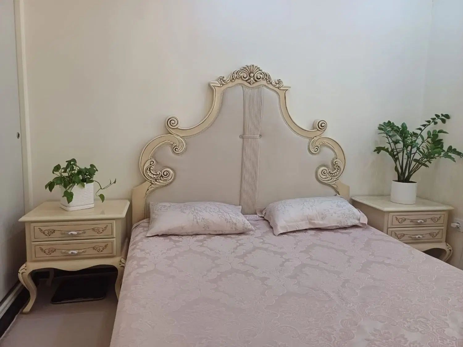 سرویس خواب|تخت و سرویس خواب|تهران, مینای شمالی (مخبر)|دیوار
