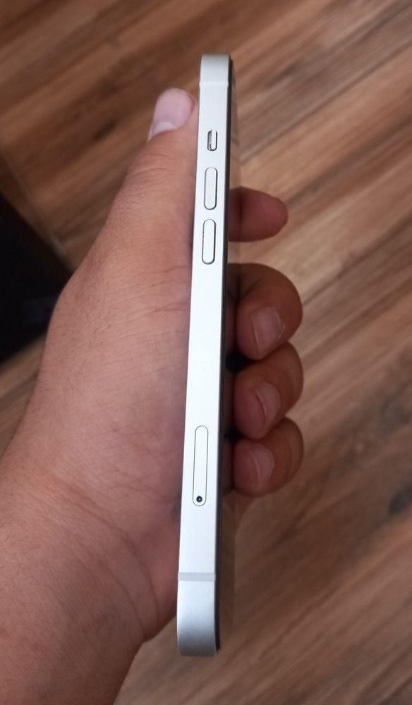 اپل iPhone 13 با حافظهٔ ۱۲۸ گیگابایت|موبایل|اردبیل, |دیوار