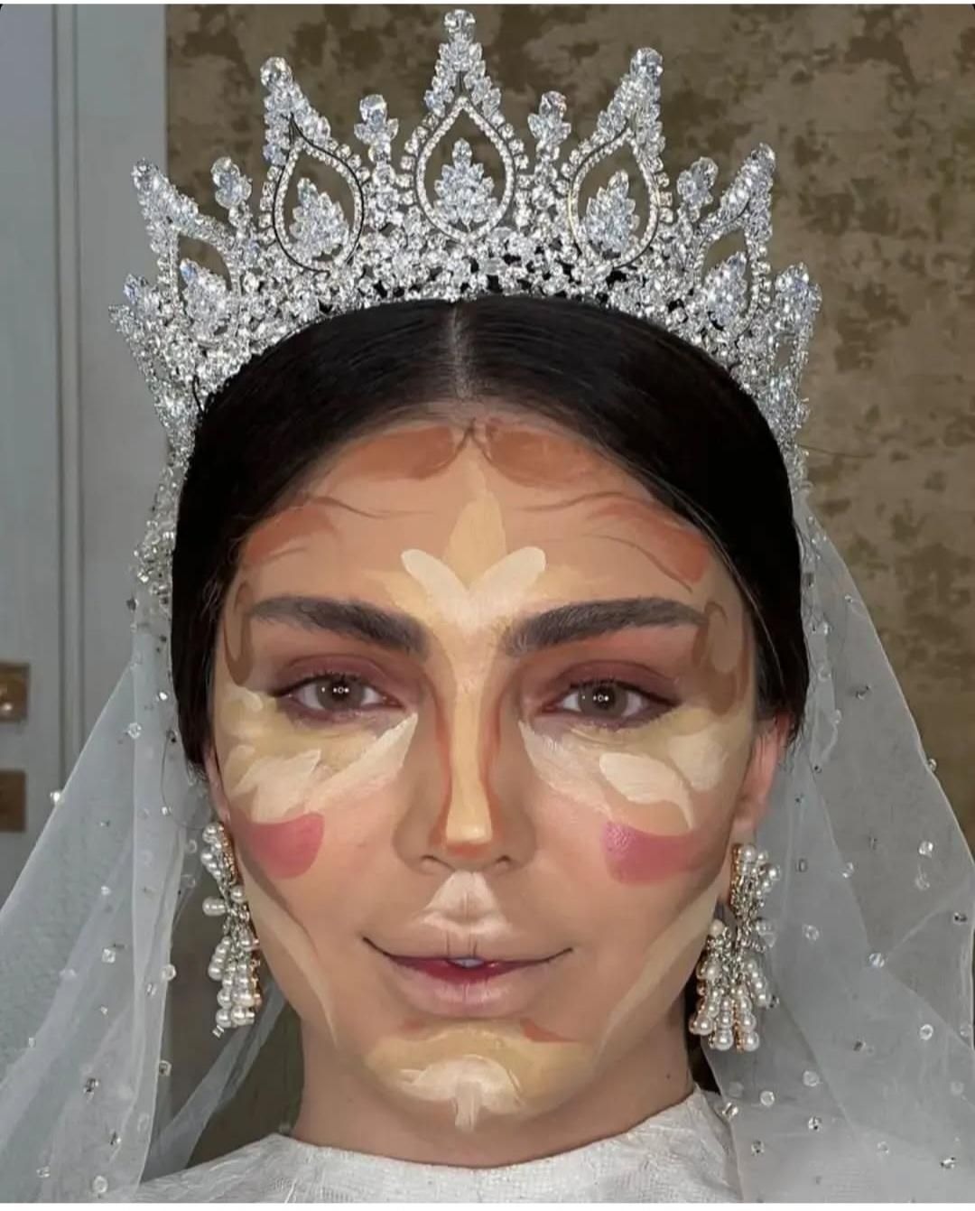 تخفیف یلدایی برای عروس خانمها|خدمات آرایشگری و زیبایی|کرج, کوی مدرس|دیوار