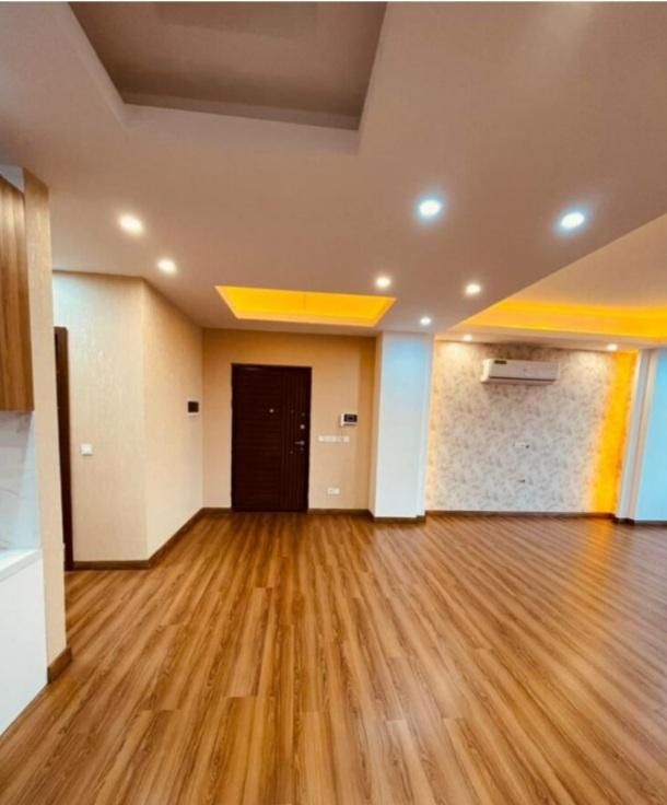 فروش اقساطی کاغذ دیواری کفپوش پارکت|خدمات پیشه و مهارت|اراک, |دیوار