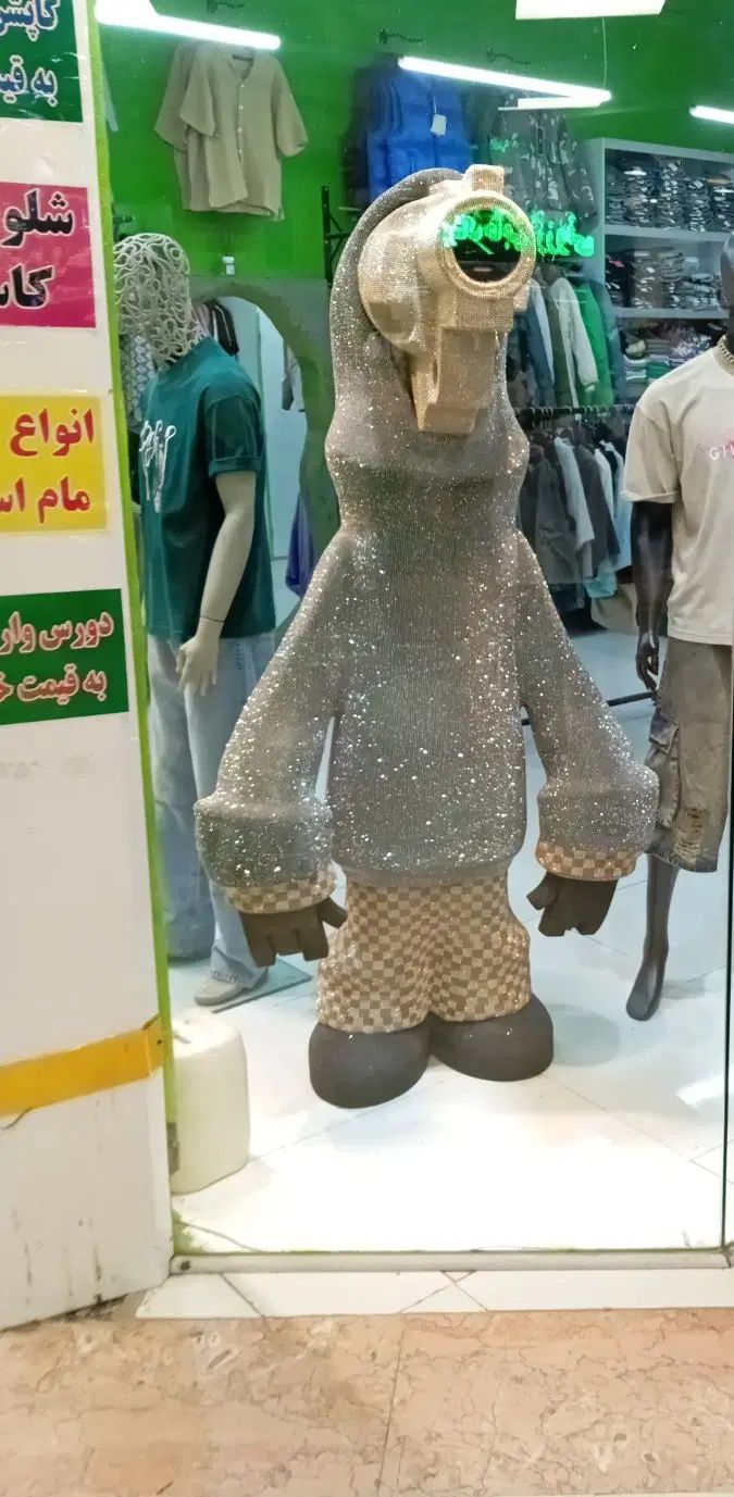 واگذاری یک باب مغازه پوشاک زنانه دخترانه|اجارهٔ مغازه و غرفه|هشتگرد, شهرک ولیعصر (مصلی)|دیوار