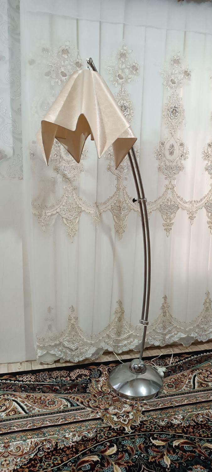 آباژور ایستاده و دوچرخه سایز ۲۶|چراغ خواب و آباژور|اردبیل, |دیوار