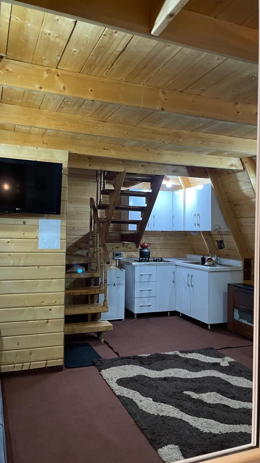 اجاره کلبه سوئیسی نو و تازه ساخت|اجارهٔ کوتاهمدت ویلا و باغ|شفت, |دیوار