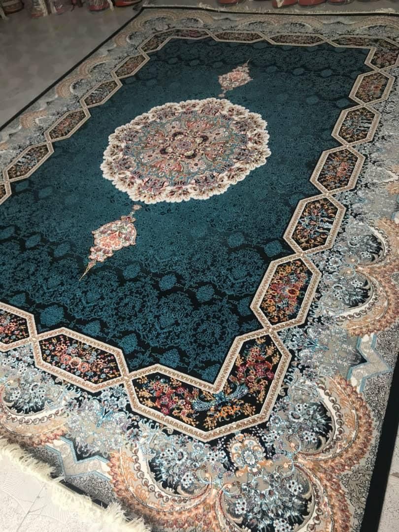 فرش۷۰۰شانه۶.۹.۱۲متری هیواهالیدی پارادایس تراکم۲۵۵۰|فرش|تهران, کیانشهر|دیوار