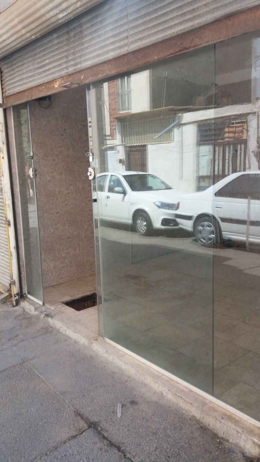 مغازه ۱۲ متری|اجارهٔ مغازه و غرفه|تهران, شهرک طالقانی|دیوار