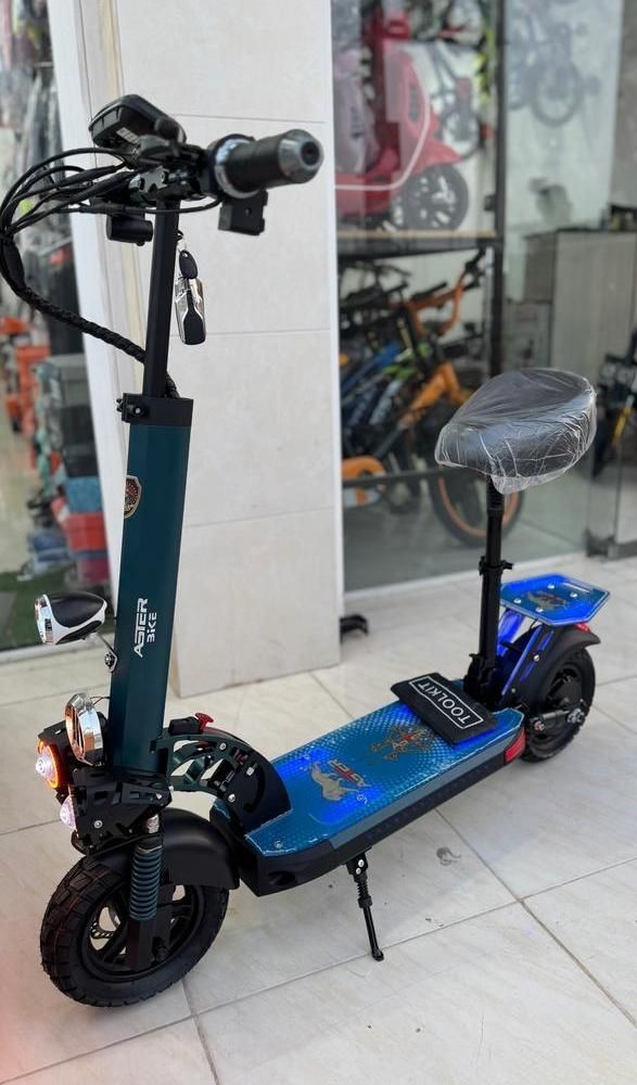 اسکوتر برقی استربایک RGBدار|دوچرخه، اسکیت، اسکوتر|تهران, سلسبیل جنوبی|دیوار