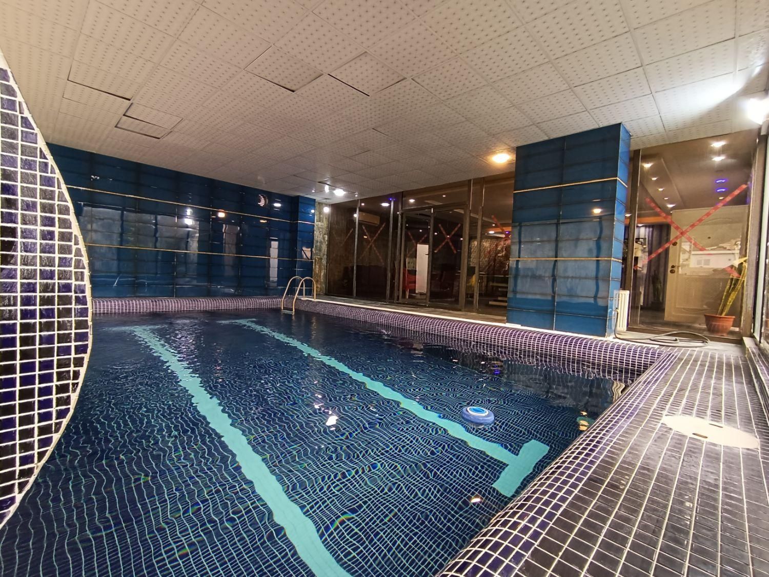 *مدرن۴خواب تریبلکس استخردار بیلیارد پلاک۱جنگل شیک|اجارهٔ کوتاهمدت ویلا و باغ|سلمانشهر, |دیوار