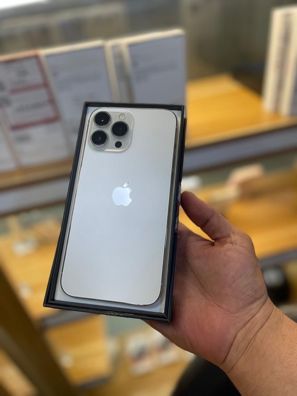اپل iPhone 13 Pro Max با حافظهٔ ۱ ترابایت|موبایل|تهران, گیشا (کوی نصر)|دیوار