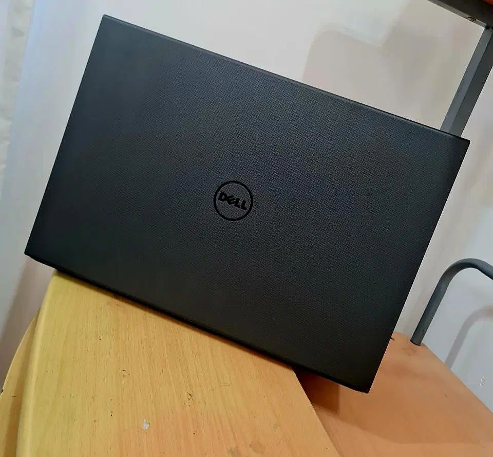 لپ تاپ دل Dell Vostro 15 اداری دانشجویی ترید|رایانه همراه|مشهد, طلاب|دیوار