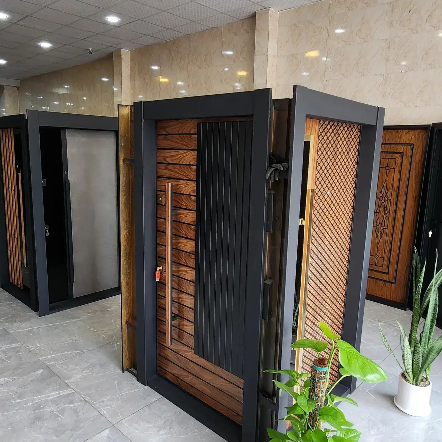 درب ضد سرقت Pvt370 در ویلا باغ ترموود فلزی اتاق آب|مصالح و تجهیزات ساختمان|کرج, حصارک پایین|دیوار