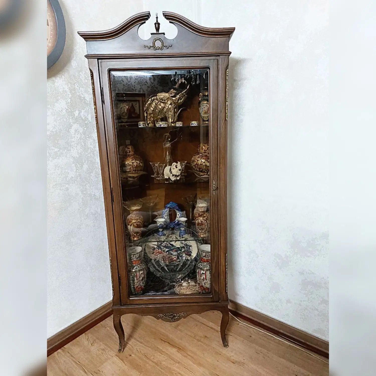 بوفه ویترین سفارشی (چوب گردو)|بوفه، ویترین، کنسول|تهران, مدائن|دیوار