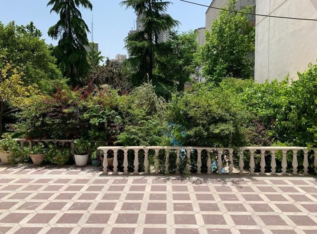 یک طبقه از ویلایی*ورودی مستقل ومجزا*حیاط در اختیار|اجارهٔ خانه و ویلا|کرج, عظیمیه|دیوار