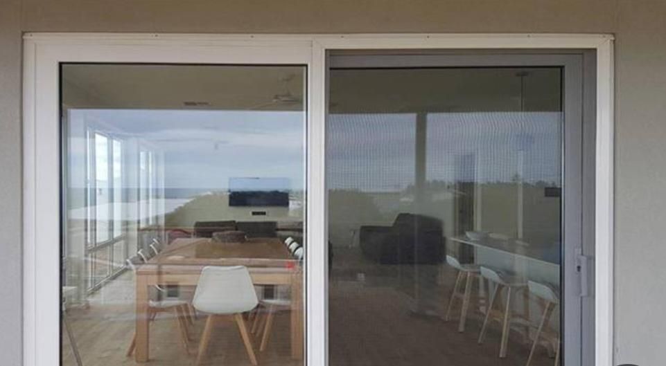 درب و پنجره upvc با شرایط|مصالح و تجهیزات ساختمان|رشت, رودباری|دیوار