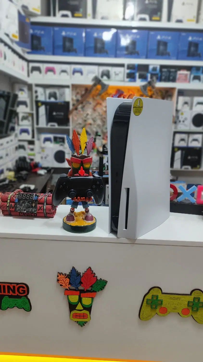 پلی فایو دیسک خور استاندارد فت تک دسته با بازیps5|کنسول، بازی ویدئویی و آنلاین|اصفهان, نصرآباد|دیوار