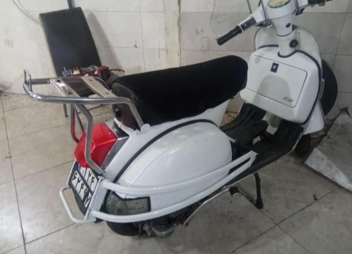 موتور وسپا ال ام ال Vespa200 ( کلیک ایروکس گلکسی )|موتورسیکلت|تهران, اکباتان|دیوار