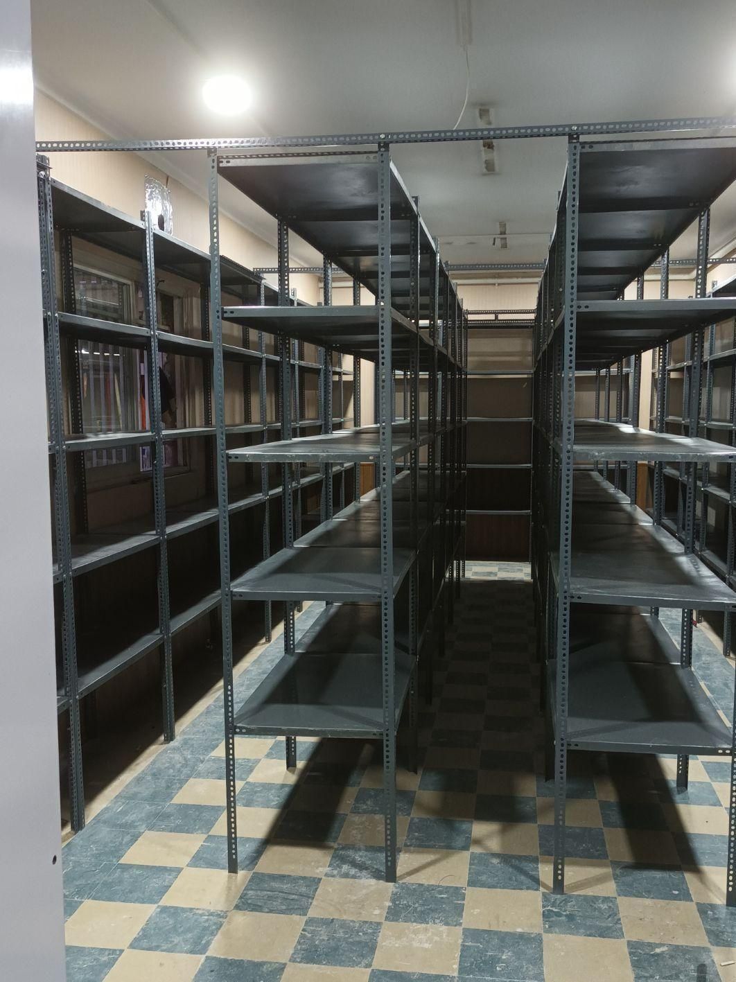 چهارپایه طوسی قفسه با استحکام بالا|فروشگاه و مغازه|سرپل ذهاب, |دیوار