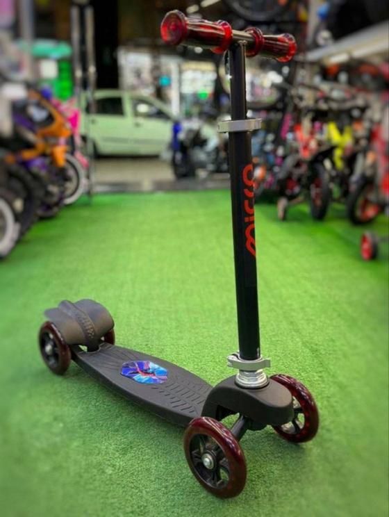 اسکوتر میکرو ۴ چرخ|دوچرخه، اسکیت، اسکوتر|رشت, گلسار|دیوار