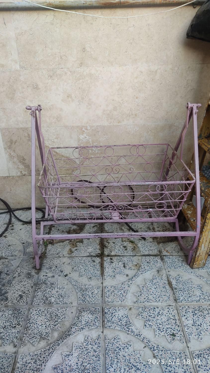 گهواره کودک|اسباب و اثاث بچه|بروجرد, |دیوار