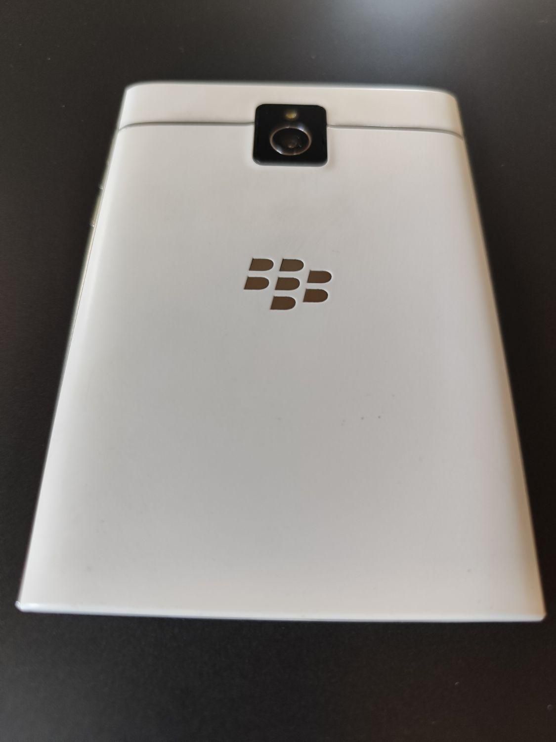 گوشی بلک بری پاسپورت BlackBerry Passport|موبایل|تهران, نواب|دیوار