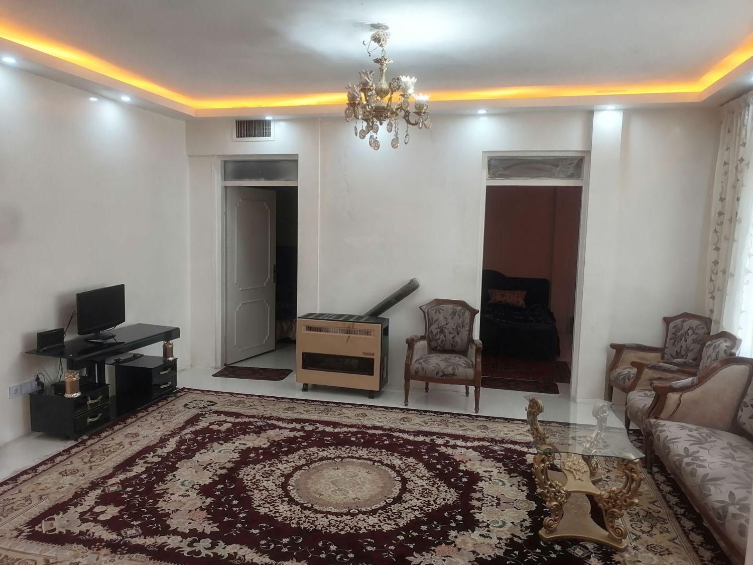 سوییت مبله باپارکینگ اختصاصی پاسخگوشبانه روزی|اجارهٔ کوتاه‌مدت آپارتمان و سوئیت|مشهد, حرم مطهر رضوی|دیوار