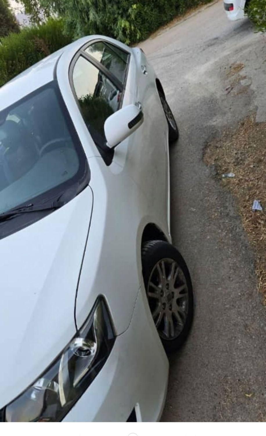آریو اتوماتیک 1600cc، مدل ۱۳۹۶|خودرو سواری و وانت|شیراز, شهرک امام حسن|دیوار