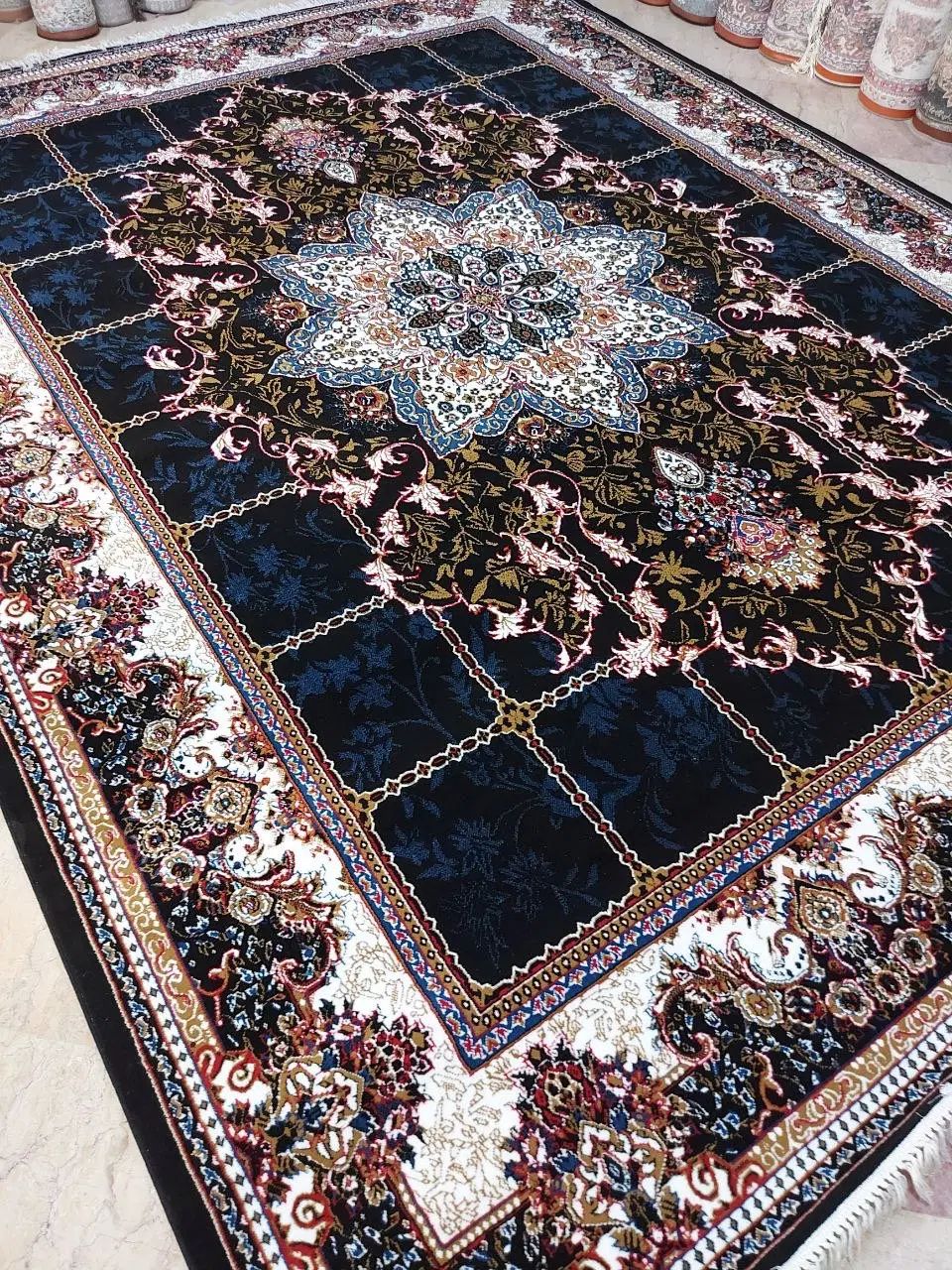 فرش طرح خشتی(اقساط)|فرش|کرج, حصارک بالا|دیوار