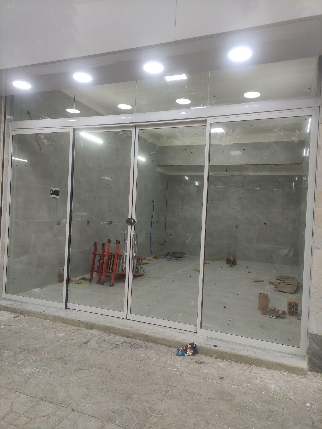 شیشه سکوریت درب اتوماتیک و کرکره(فرجی)|خدمات پیشه و مهارت|اسلام‌شهر, شهرک قائمیه|دیوار